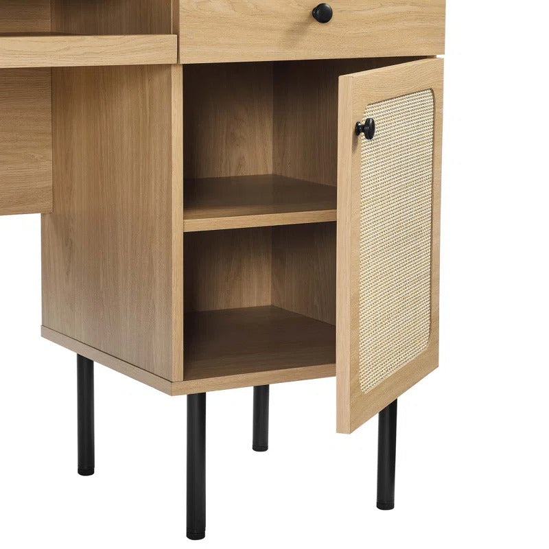 Computer Table: Latest Design 55.5'' Desk