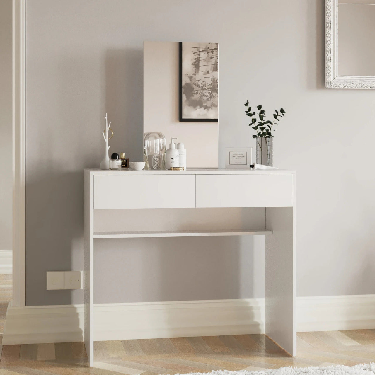 Makeup Vanity: Modern Vanity Dressing Table