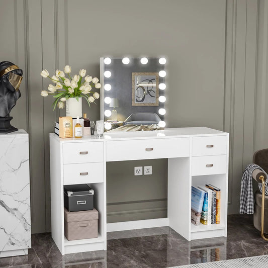 Makeup Vanity: kellie Vanity with Light Bulbs