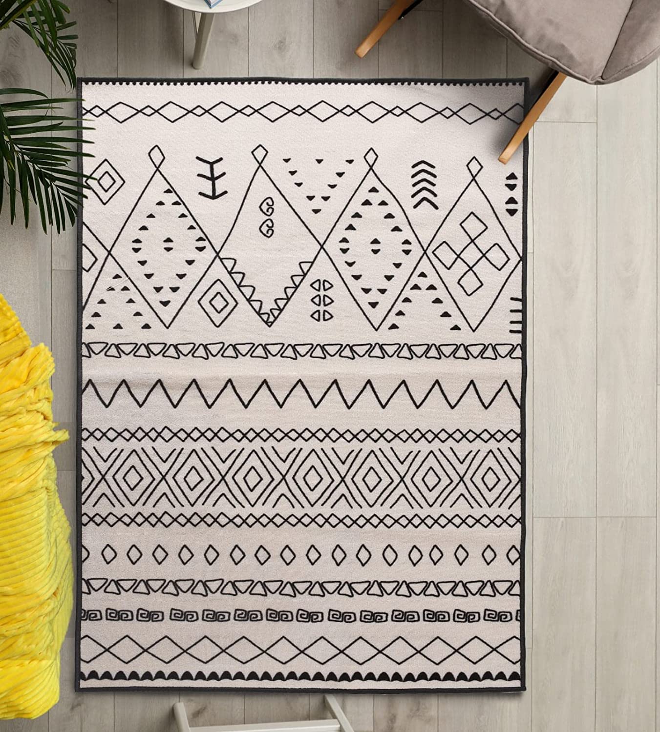 Carpets: Modern Printed Carpet for Home