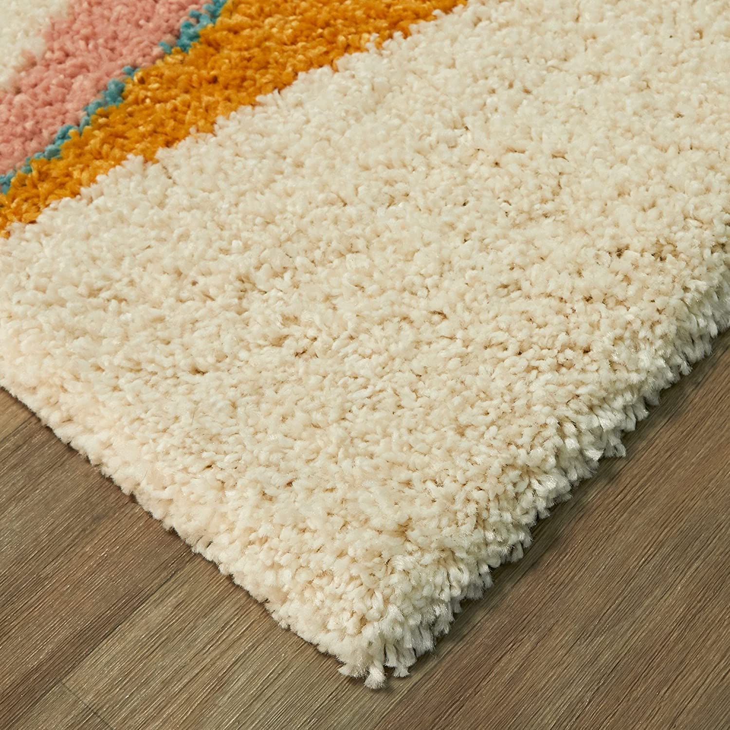 Carpets: Modern Quality Carpet With New Design