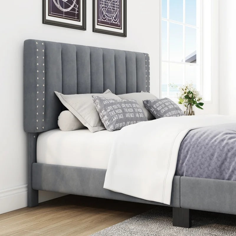 Modular Bed : Eva Tufted Upholstered Platform BedModular Bed : Eva Tufted Upholstered Platform Bed