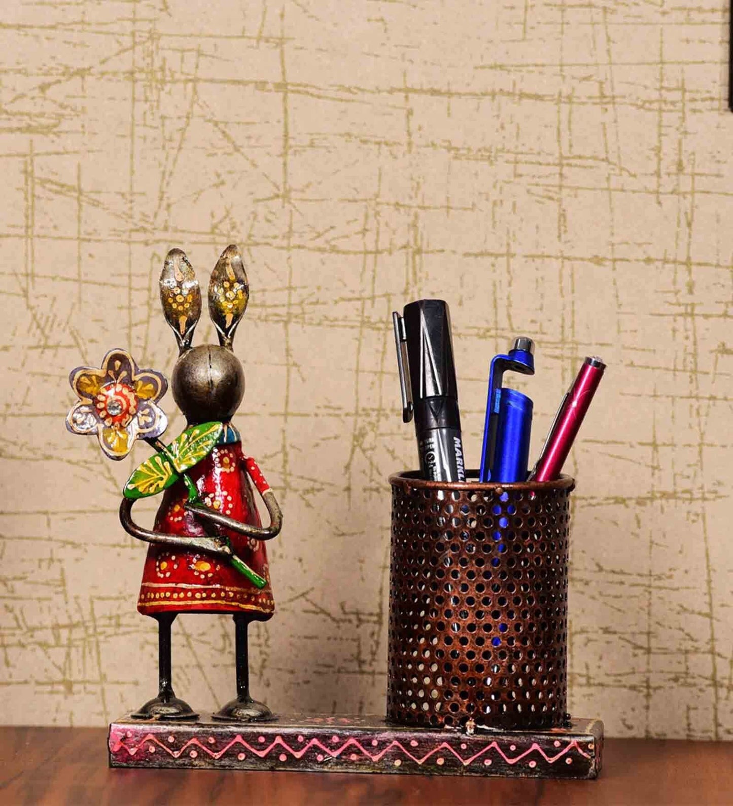 Pen Stand : Moore Gloria (Set Of 1) Iron Decorative Pen Stand