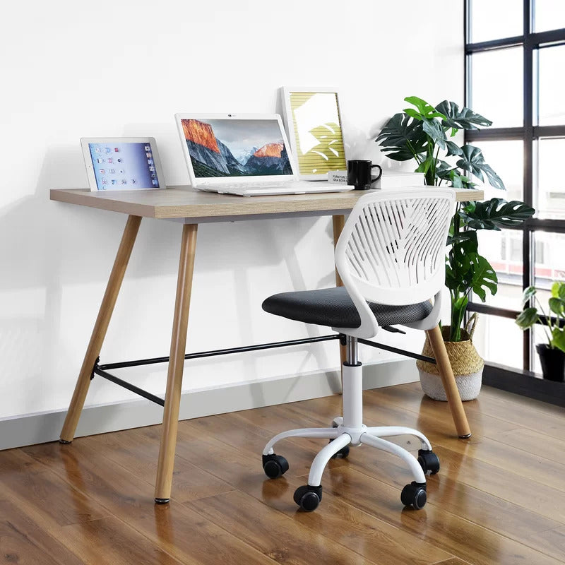 Office Chair: White Task Chair