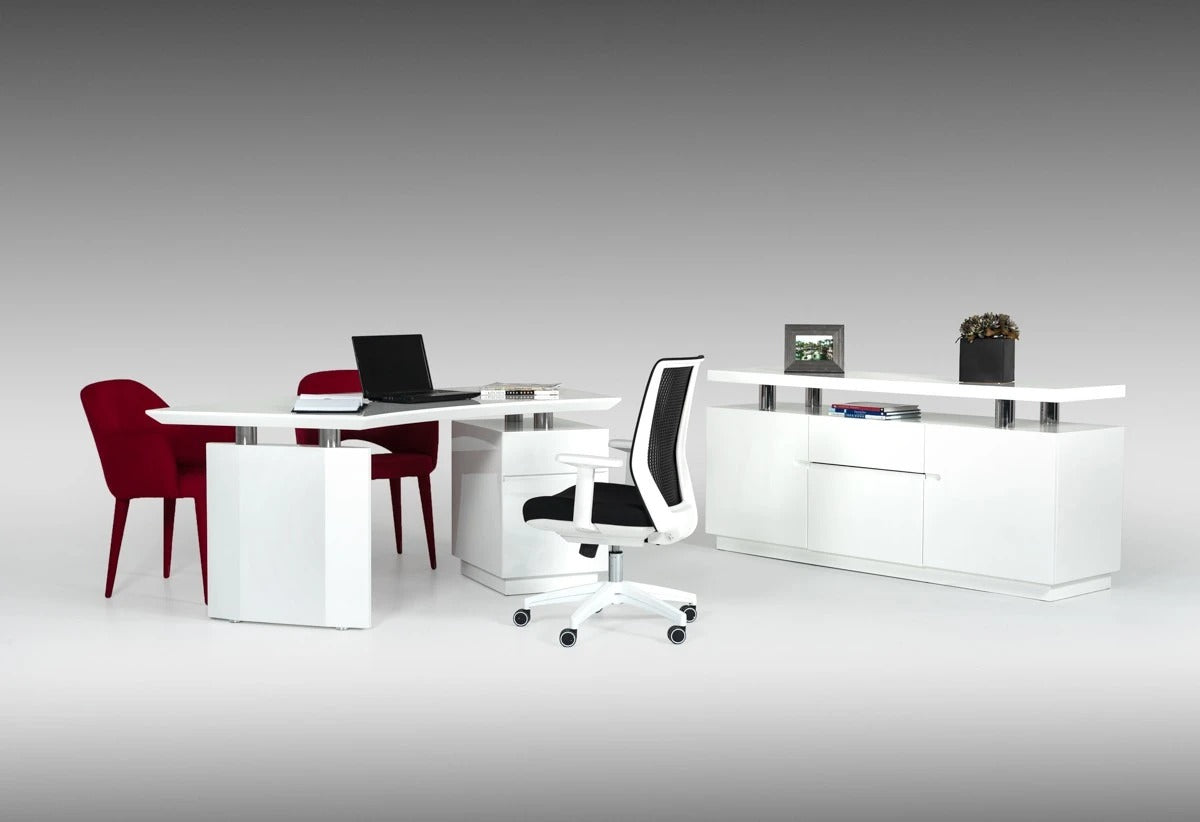 Office Desk: White Office Desk