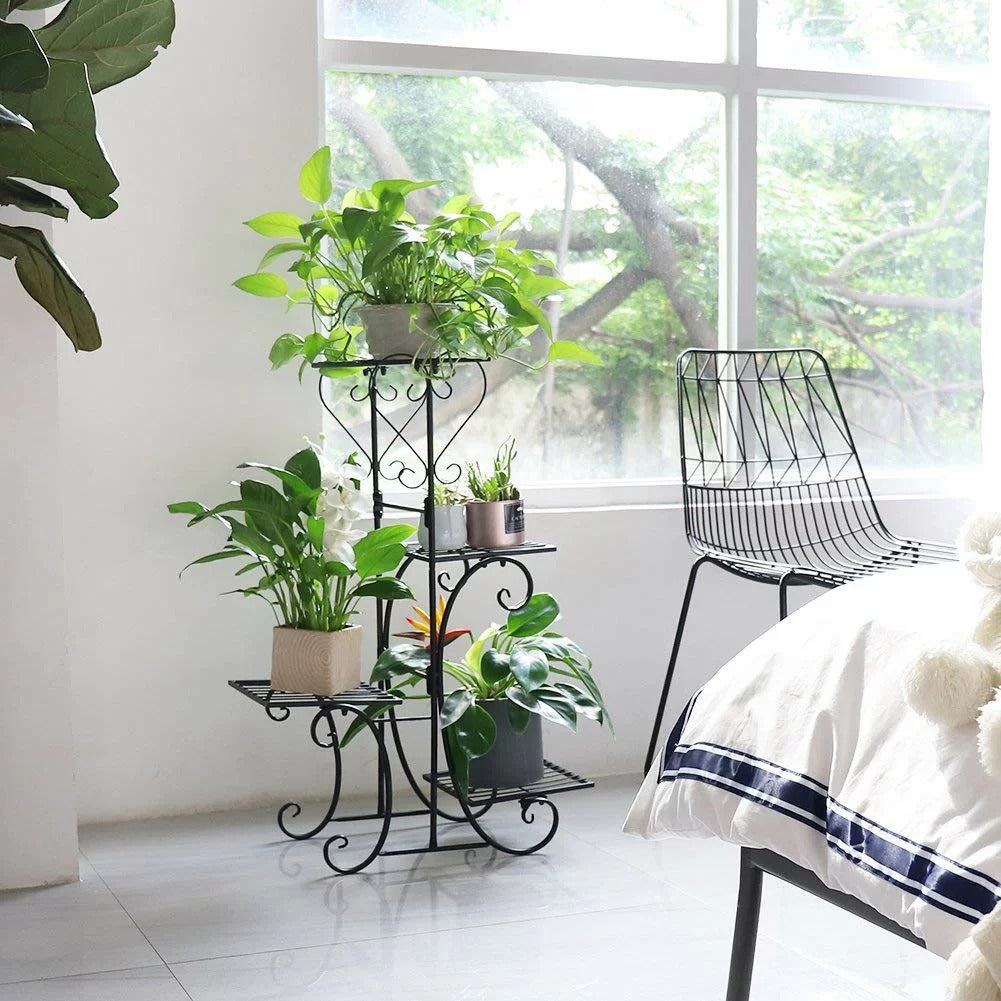Plant Stand: Metal Plant Stand