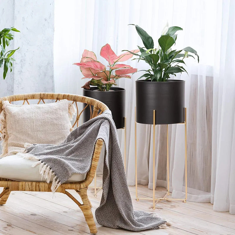 Plant Stand: Round Nesting Plant Stand