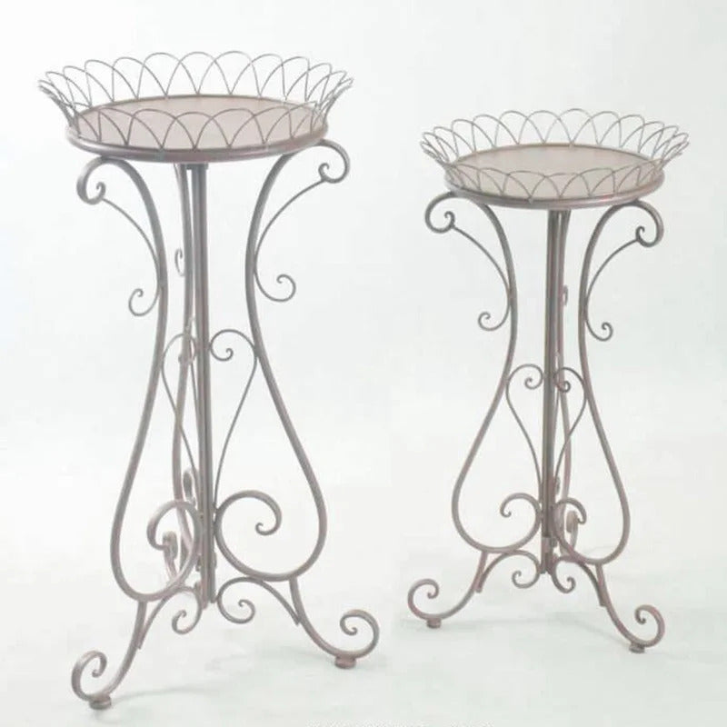 Plant Stand: Round Pedestal Plant Stand