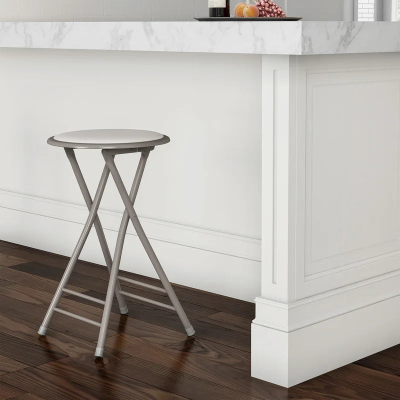 Portable Chair: Folding Chair