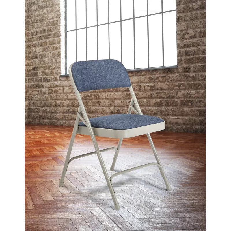 Portable Chair: Padded Banquet Folding Chair (Set of 4)
