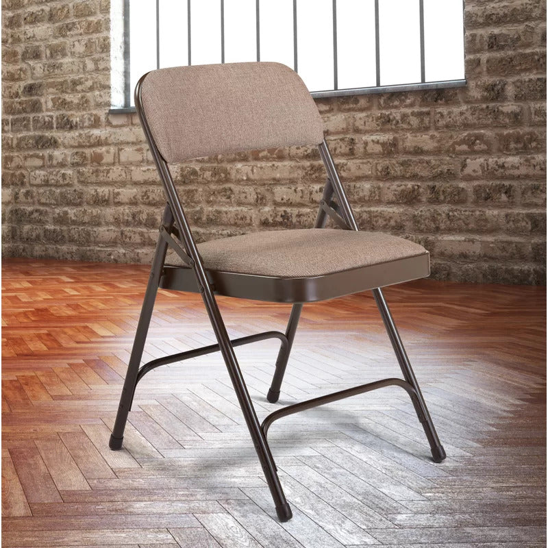Portable Chair: Padded Banquet Folding Chair (Set of 4)