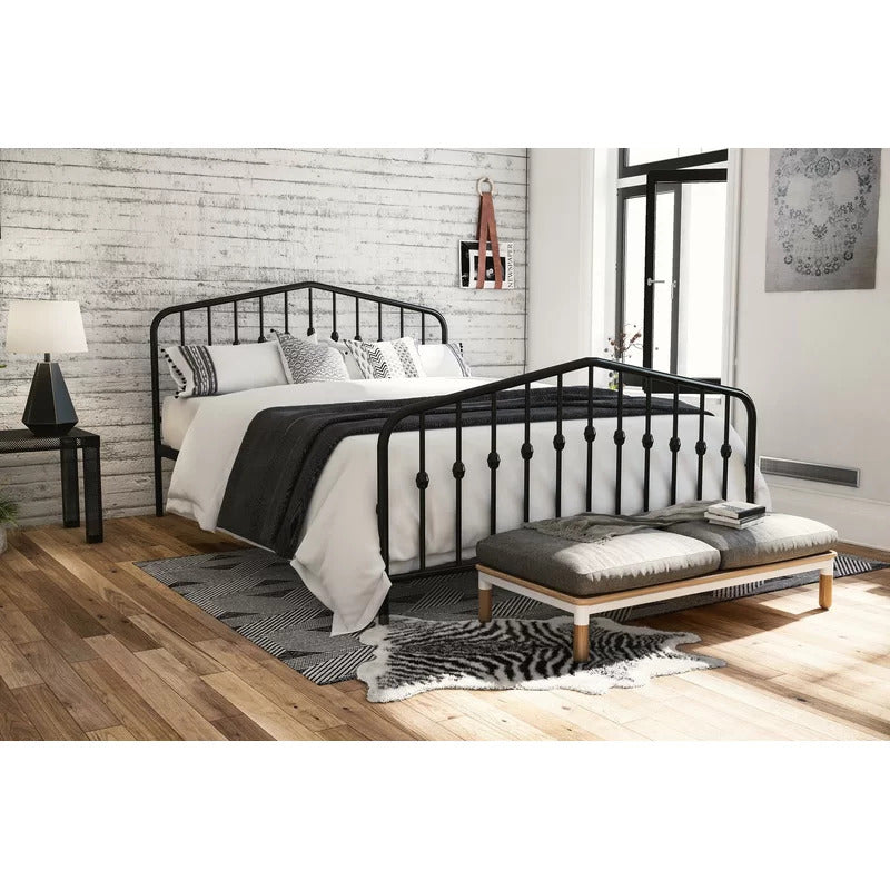 Queen Size Bed : Platform Bed