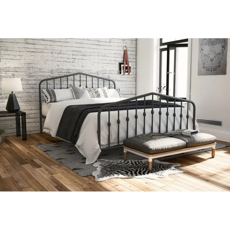 Queen Size Bed : Platform Bed
