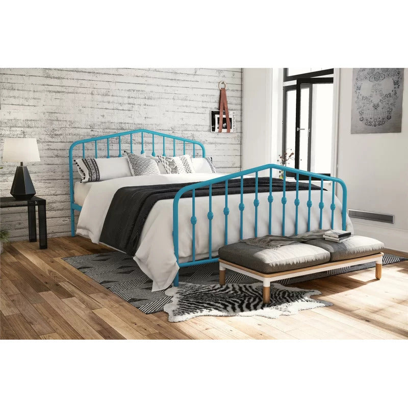 Queen Size Bed : Platform Bed