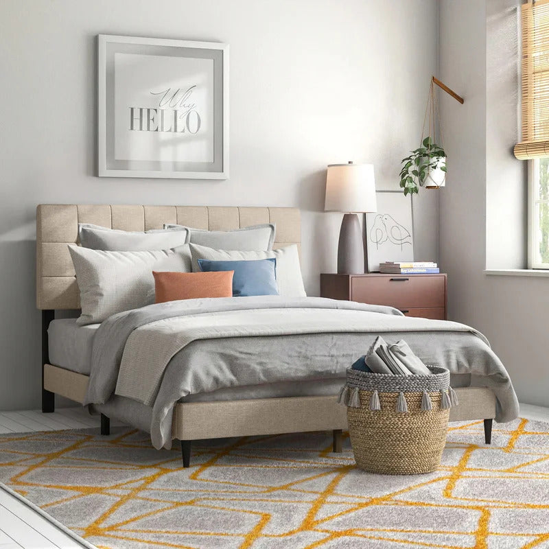 Queen Size Bed : Tufted Upholstered Platform Bed