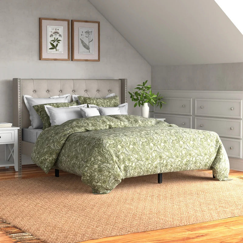 Queen Size Bed : Tufted Upholstered Platform Bed