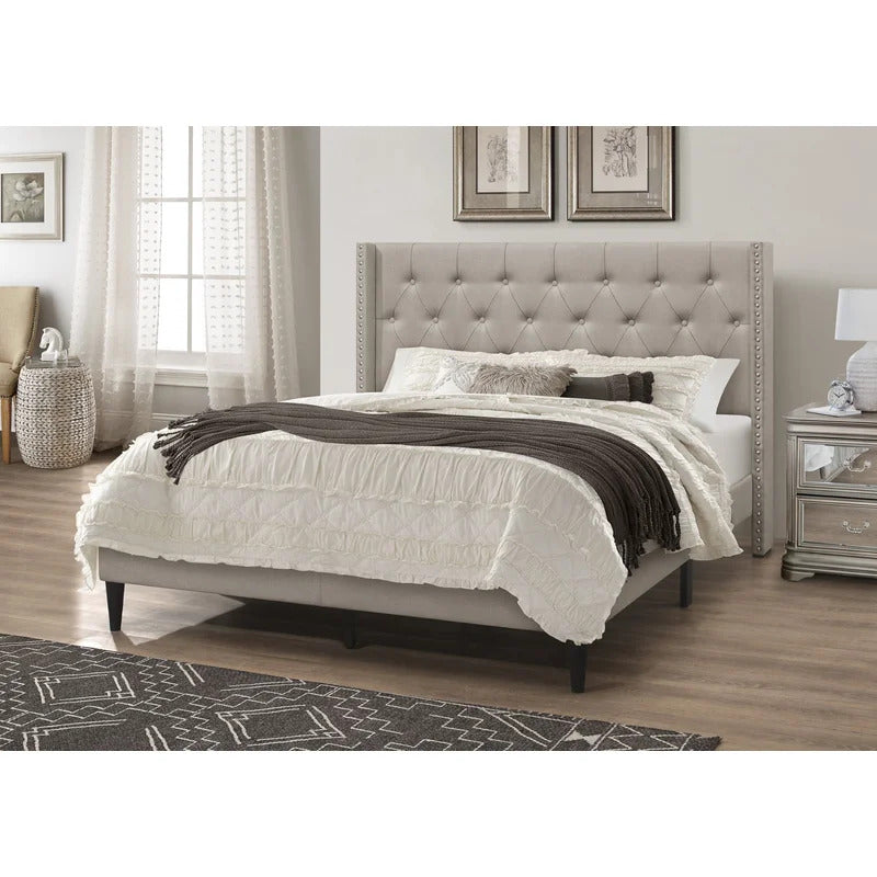 Queen Size Bed : Tufted Upholstered Platform Bed