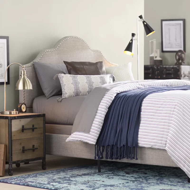 Queen Size Bed : Upholstered Standard Bed