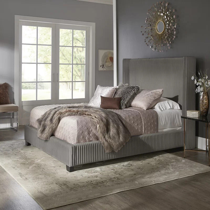 Queen Size Bed : Upholstered Standard Bed