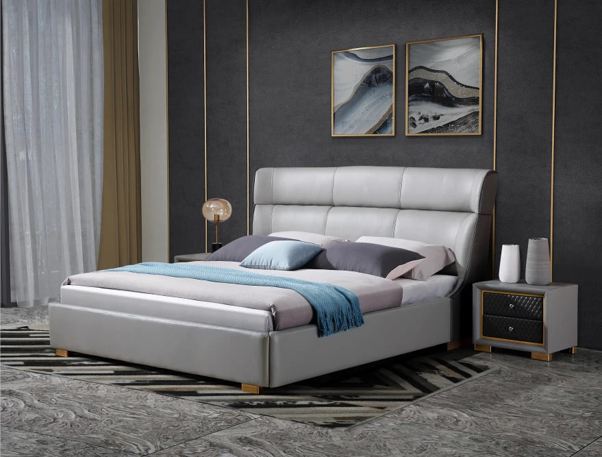 Queen Size : Bonded Leatherette Bed