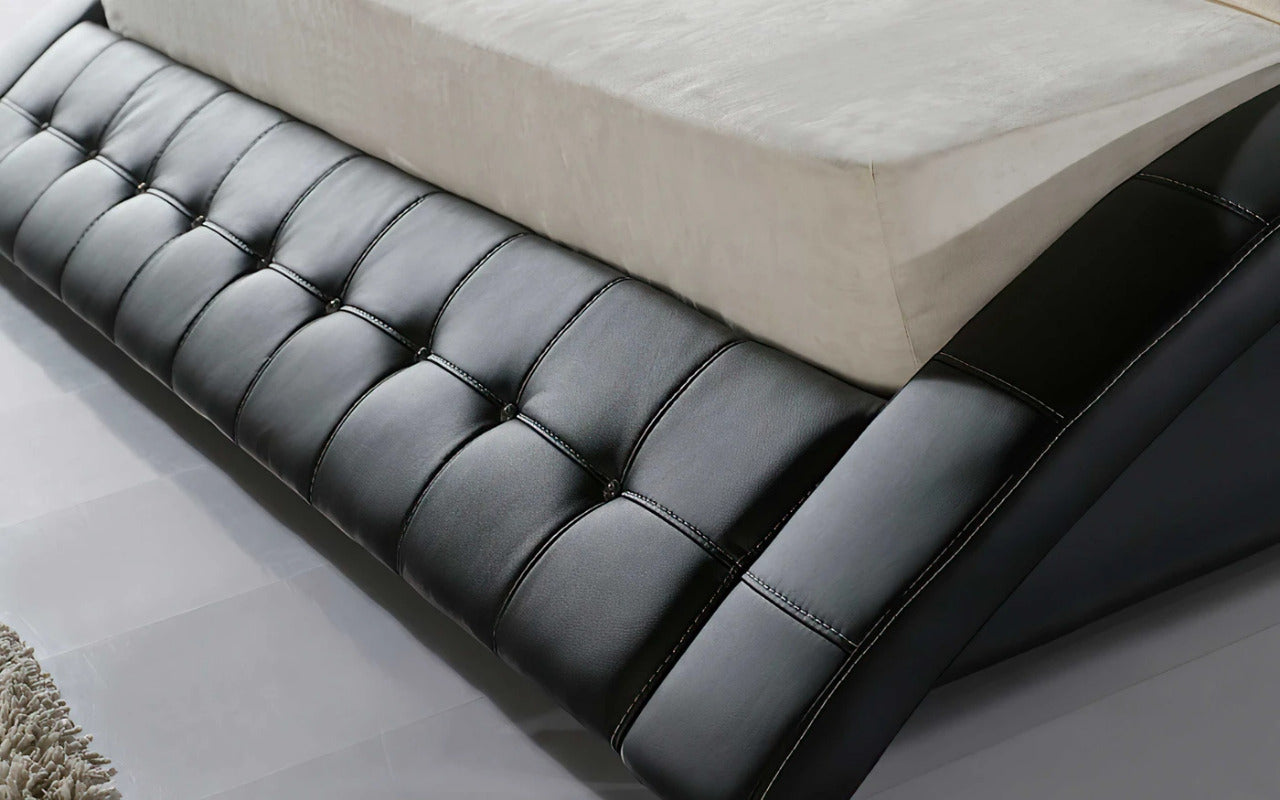 Queen Size: Leatherette Queen Size Platform Bed