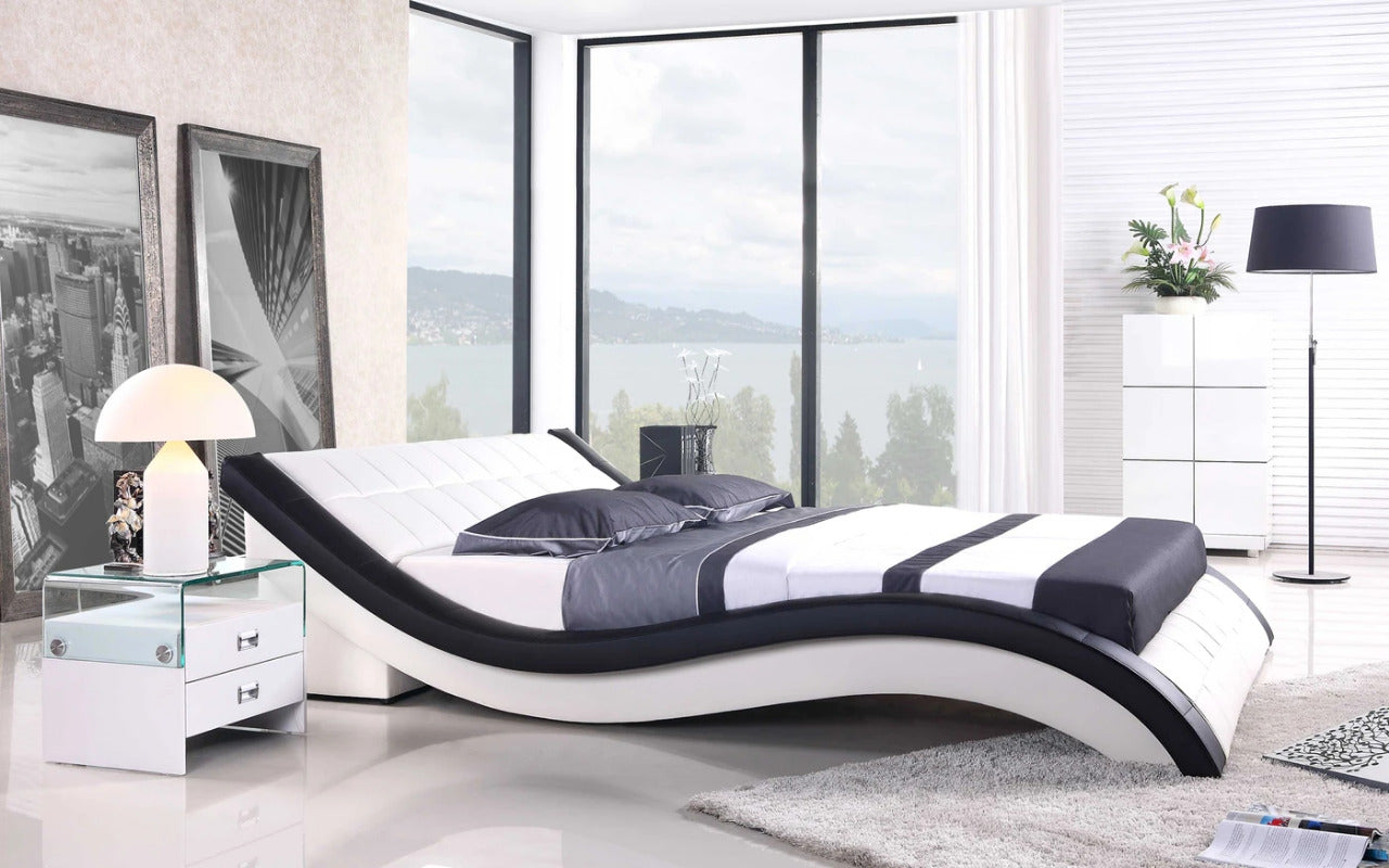 Queen Size: Leatherette Queen Size Platform Bed