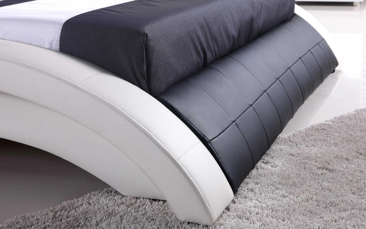 Queen Size: Leatherette Queen Size Platform Bed