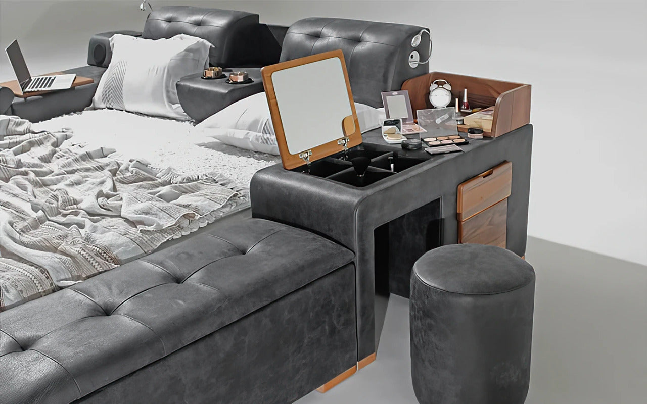 Queen Size: Queen Size Bed With Massage Lounge Chaise