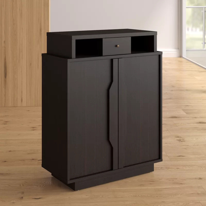 Shoe Rack: 15 Pair Shoe Storage Cabinet