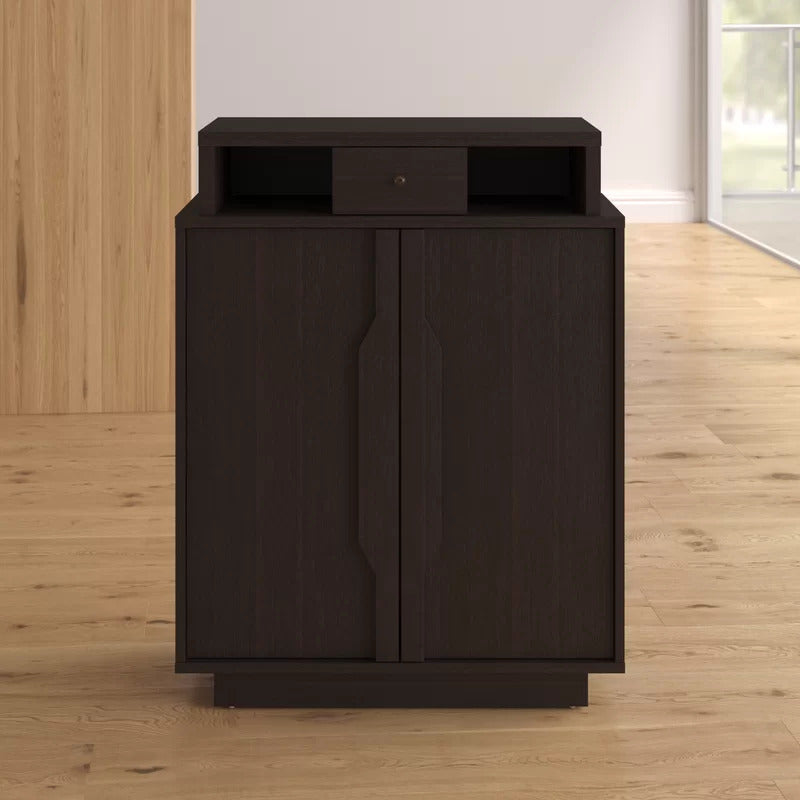 Shoe Rack: 15 Pair Shoe Storage Cabinet