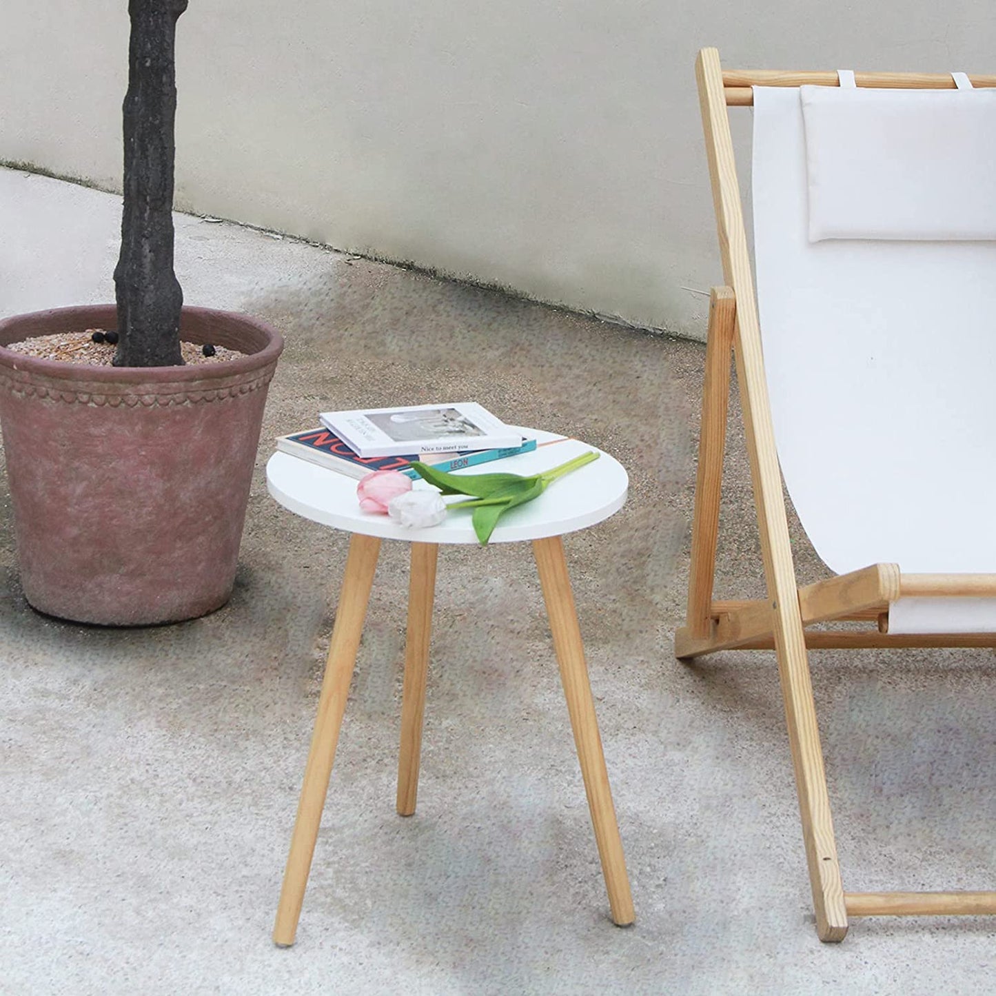 Side Tables: Modern Round Nightstand End Table