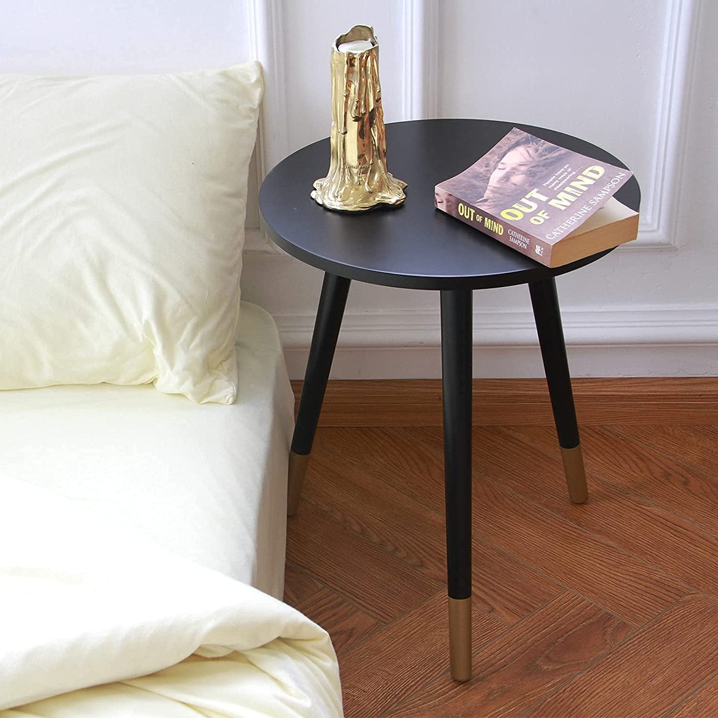 Side Tables: Modern Round Nightstand End Table