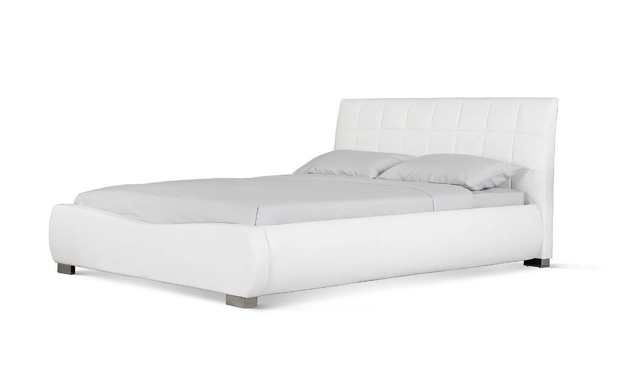 King Size Bed: Dorat White Leatherette Bed