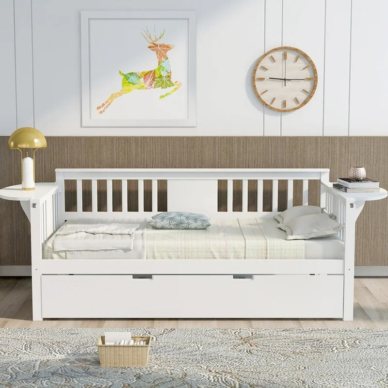 Trundle Bed: Twin Daybed with Trundle
