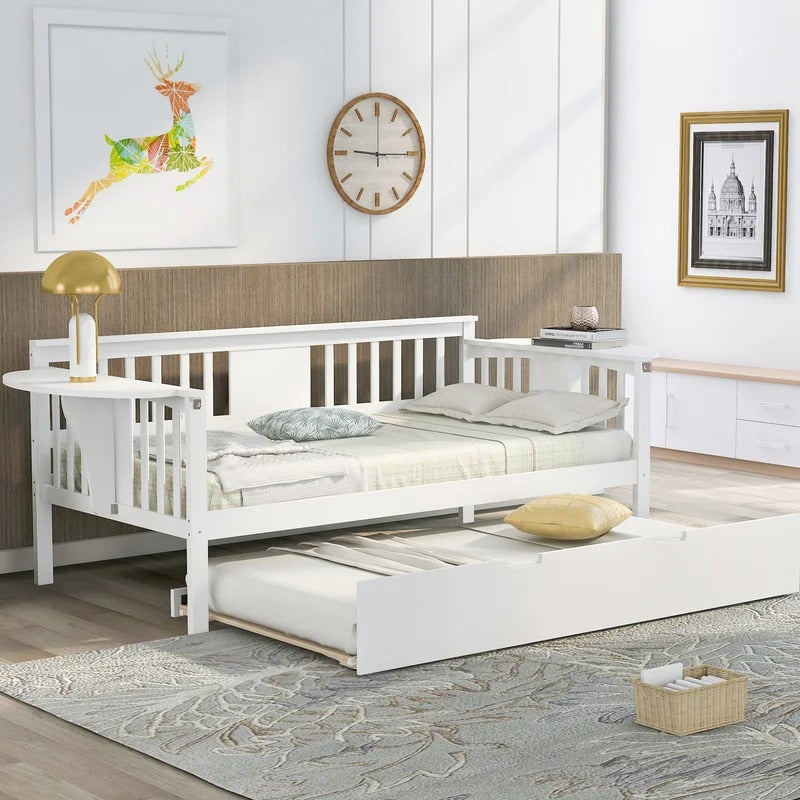 Trundle Bed: Twin Daybed with Trundle