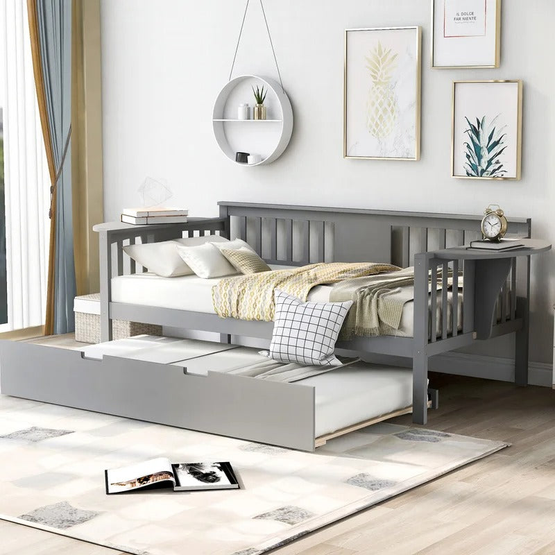 Trundle Bed: Twin Daybed with Trundle