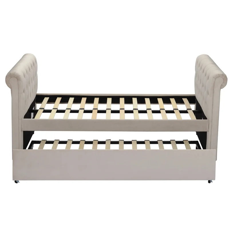 Trundle Bed: Twin Daybed with Trundle