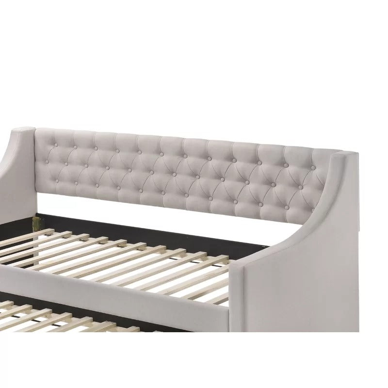 Trundle Bed: Twin Daybed with Trundle