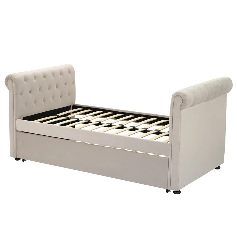 Trundle Bed: Twin Daybed with Trundle