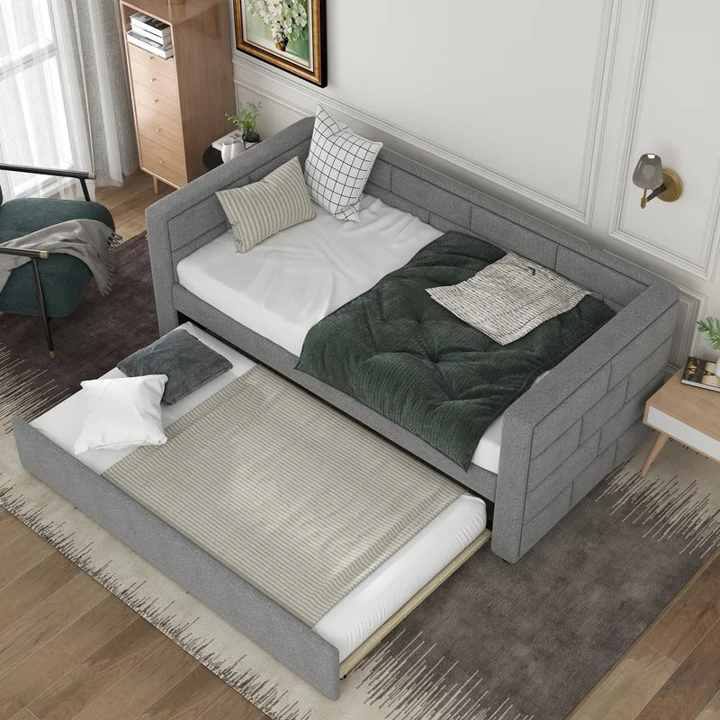 Trundle Bed: Twin Daybed with Trundle