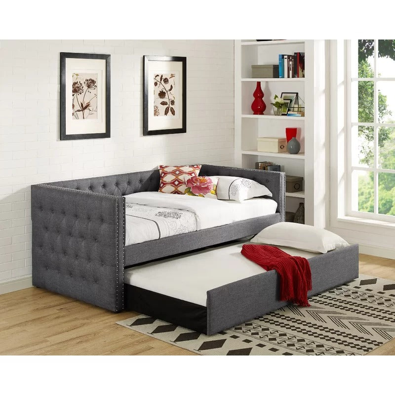 Trundle Bed: Twin Daybed with Trundle