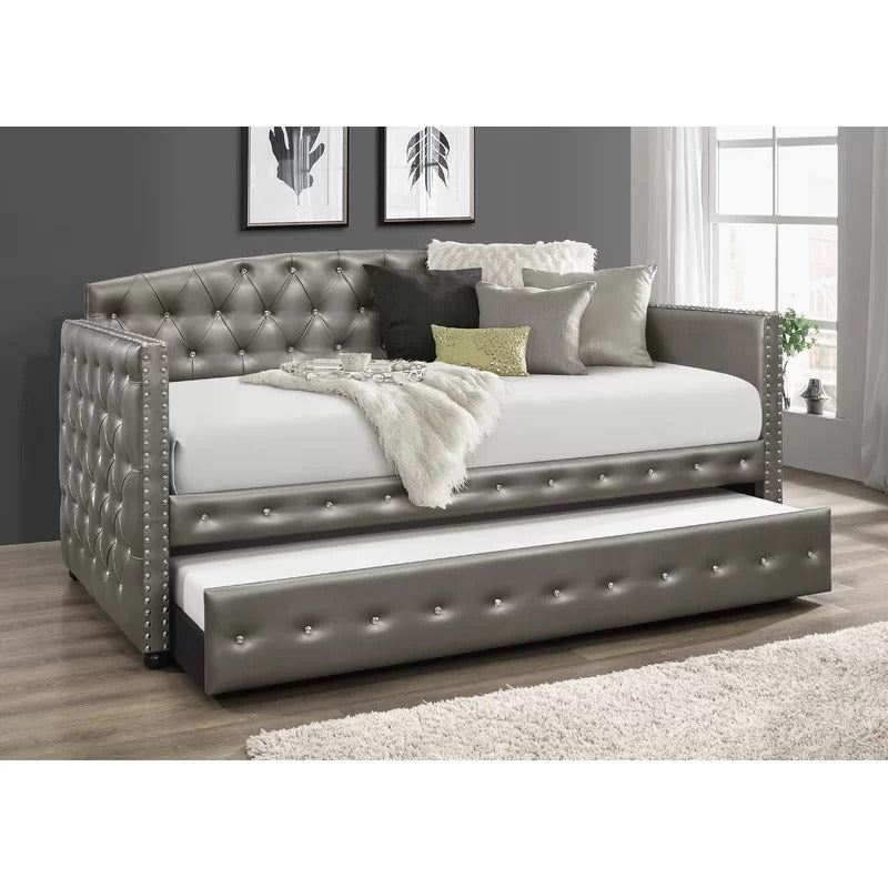 Trundle Bed: Twin Daybed with Trundle Bed