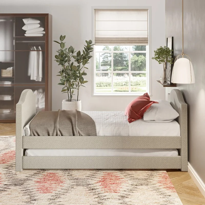 Trundle Bed: Twin Daybed with Trundle