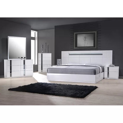 Divan Bed: Augie Bed