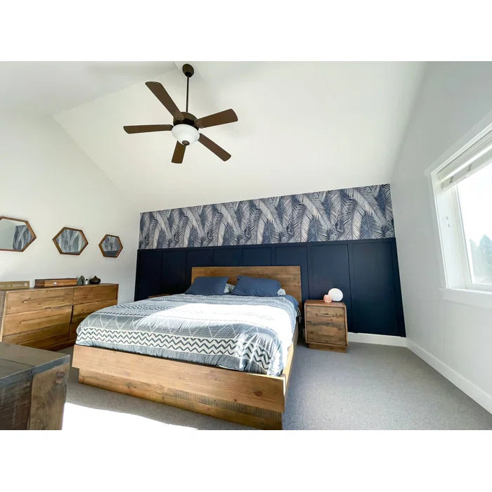 Divan Bed: Bed