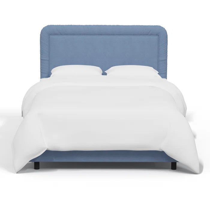 Divan Bed: Bed In Linen