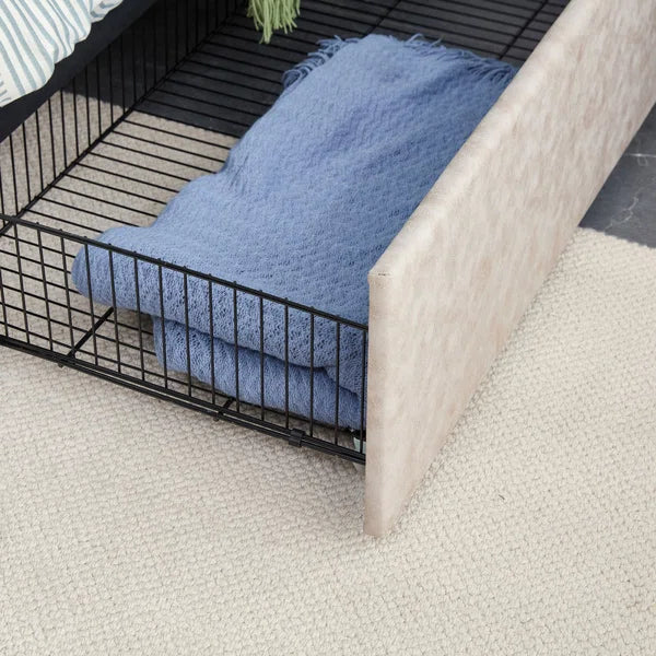 Divan Bed: Buchy Bed