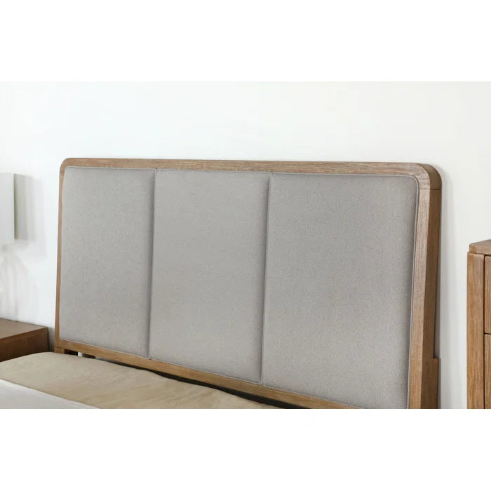 Divan Bed: Upholstered Bed