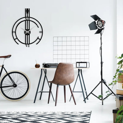 Home Decor: Metal Wall Clock Black