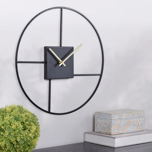 Home Decor: Metal Wall Clock Round Frame